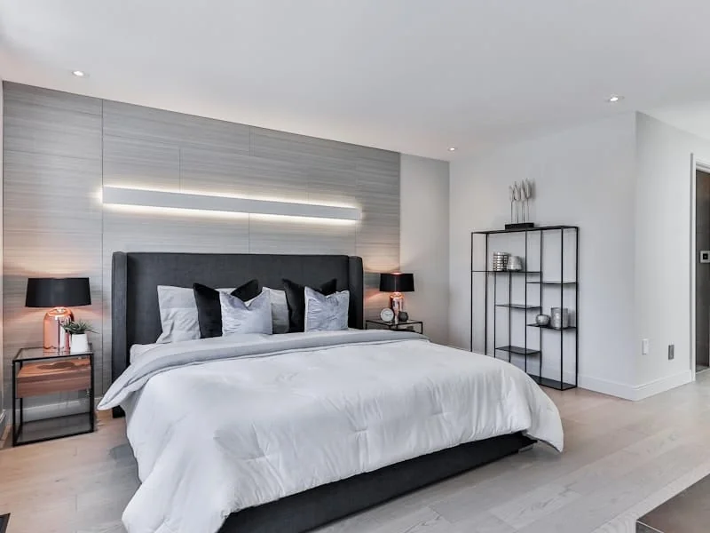 Standard Room Hotel Izvor - detailed view 2 showing interior features and comfortable design